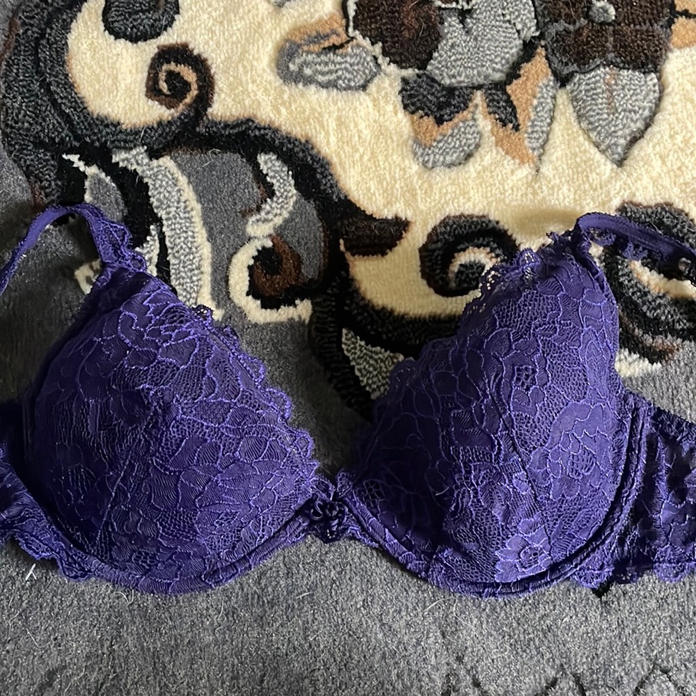 Lace bra